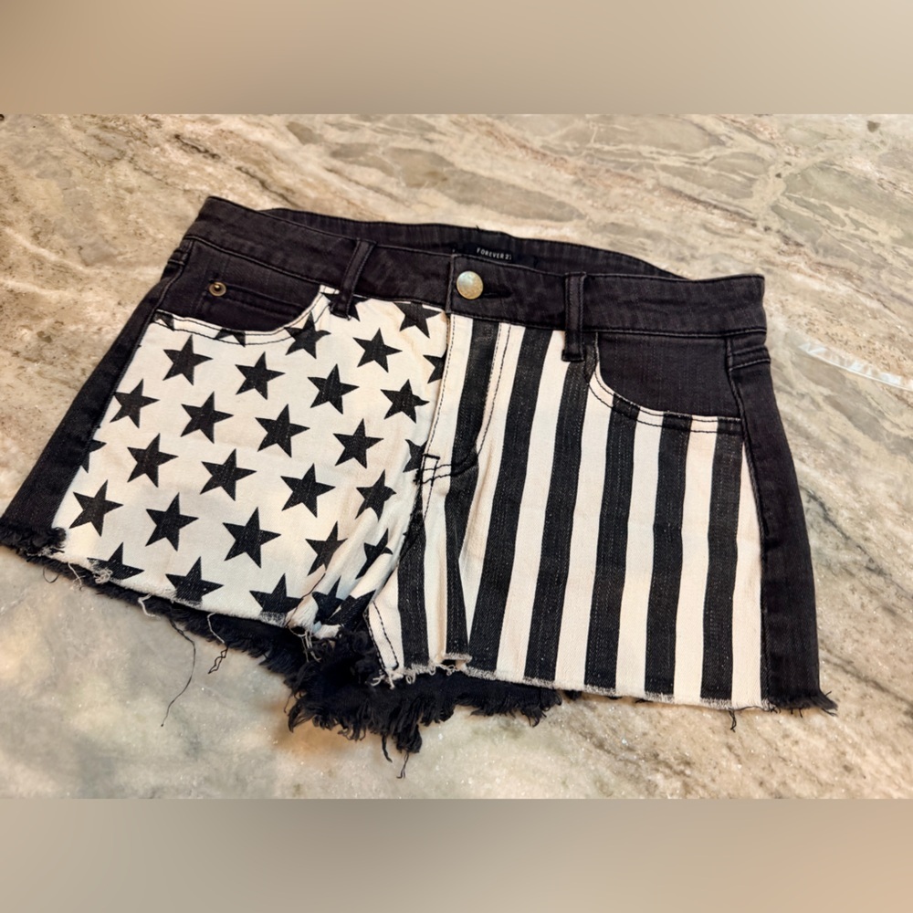 Forever 21 Black White Patchwork Denim Shorts Stars Stripes High Rise 26